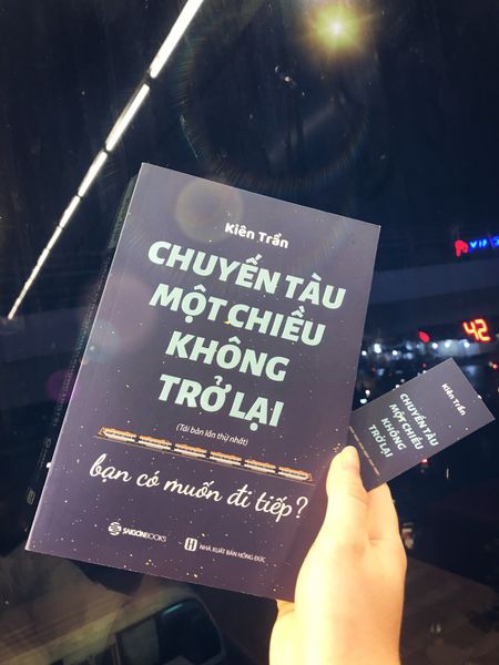 nha-sach-nguyen-van-cu